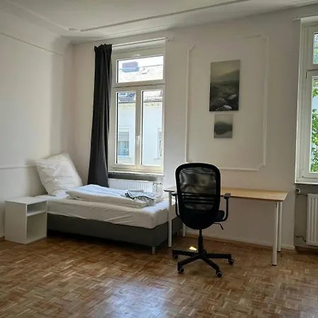 And Spacious For 6 威斯巴登